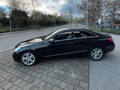Gebraucht Mercedes 250 204 PS (150 kW) 2009 Schwarz Coupé