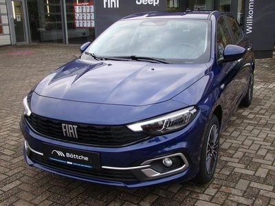Neu Fiat Tipo Urban 131 PS (96 kW) 2025 Colore esterno (blu (vr515/b)) Limousine