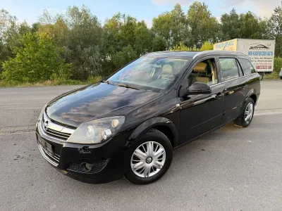 Gebraucht Opel Astra Innovation 116 PS (85 kW) 2009 Schwarz Kombi