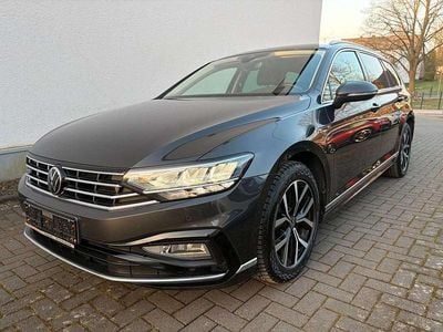 Gebraucht VW Passat R-line 200 PS (147 kW) 2020 Grau Kombi
