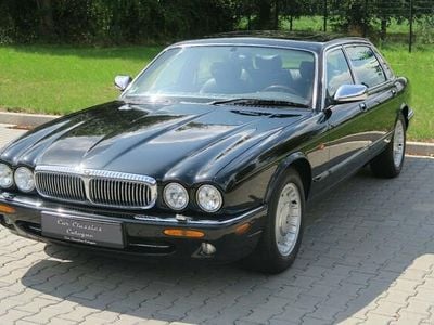 Gebraucht Jaguar XJ8 284 PS (208 kW) 1998 Schwarz Limousine