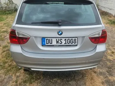 Gebraucht BMW 320 129 PS (94 kW) 2006 Silber Kombi