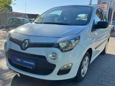 Usata Renault Twingo Liberty 75 CV (55 kW) 2013 Bianco Utilitaria