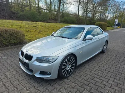 Gebraucht BMW 320 Cabriolet M Sport 170 PS (125 kW) 2011 Silber Cabrio