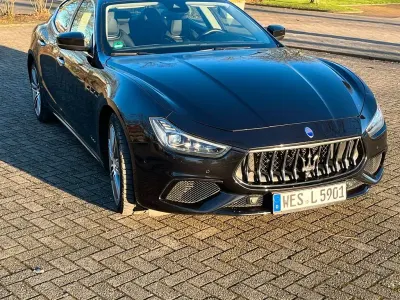 Gebraucht Maserati Ghibli 275 PS (202 kW) 2018 Schwarz Limousine