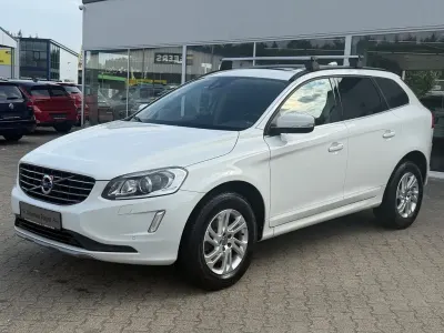 Gebraucht Volvo XC60 Momentum 150 PS (110 kW) 2016 Weiß SUV
