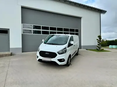 Gebraucht Ford Transit Custom 131 PS (96 kW) 2018 Weiß Van