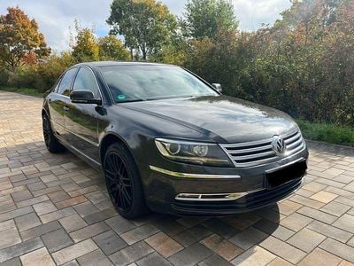 VW Phaeton