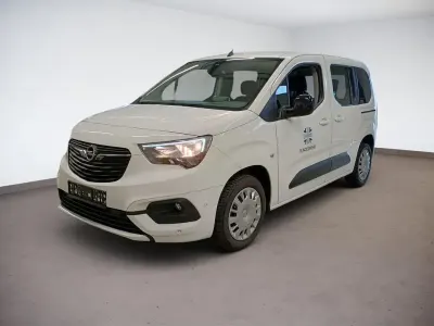 Gebraucht Opel Combo Life 131 PS (96 kW) 2022 Weiß Van / Kleinbus