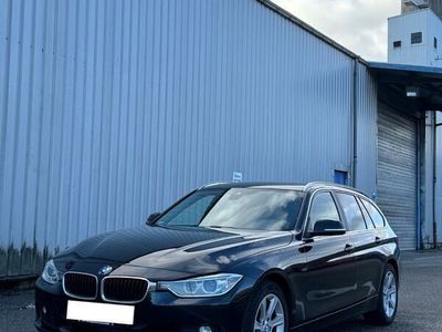 gebraucht BMW 330 d xDrive Touring Automatic -