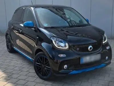 Gebraucht Smart ForFour Electric Drive Brabus 60 kW (82 PS) 2019 Schwarz Kleinwagen