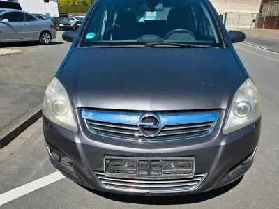 Brugt Opel Zafira 140 HK (102 kW) 2009 Grå MPV