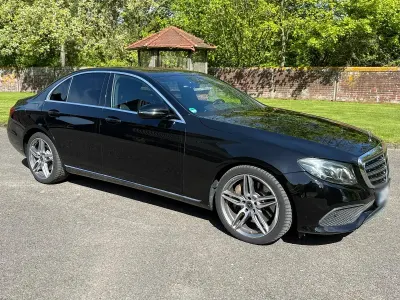 Gebraucht Mercedes E400 340 PS (250 kW) 2019 Schwarz Limousine