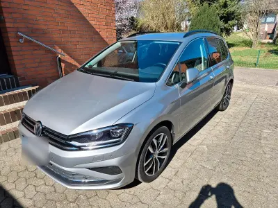 Używany VW Golf Highline 150 KM (110 kW) 2020 Andere farben Minivan