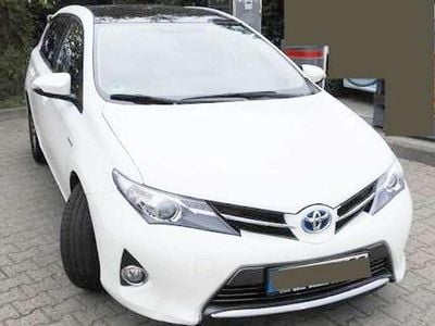 Toyota Auris Hybrid