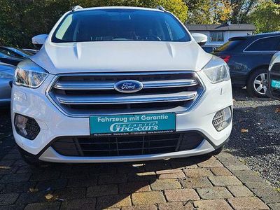Gebraucht Ford Kuga Trend 120 PS (88 kW) 2017 Weiß SUV