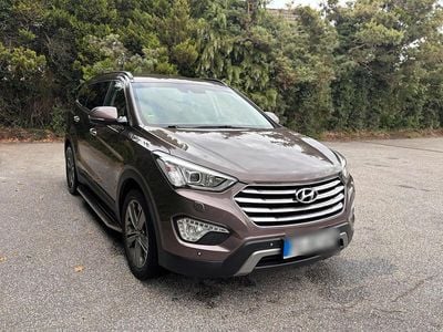 Hyundai Grand Santa Fe