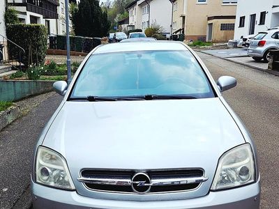Begagnad Opel Vectra 122 HK (89 kW) 2003 Silver Sedan