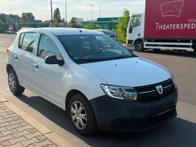 Gebraucht Dacia Sandero Essentiel 73 PS (53 kW) 2017 Weiß Limousine
