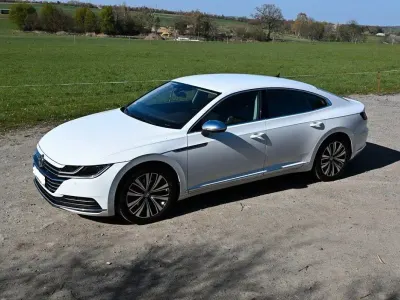 Occasion VW Arteon Elegance 150 ch (110 kW) 2017 Blanc Citadine
