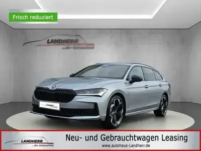 Nuova Skoda Superb SportLine 265 CV (194 kW) 2025 Argento Berlina