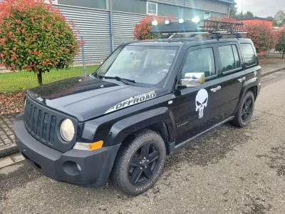 Gebraucht Jeep Patriot Sport 140 PS (102 kW) 2008 Schwarz SUV