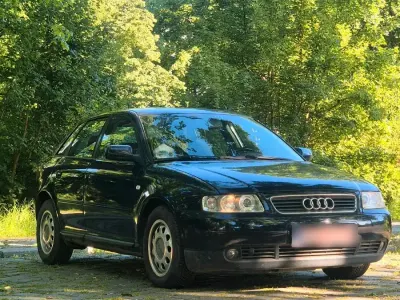 Gebraucht Audi A3 125 PS (91 kW) 2000 Blau Kleinwagen