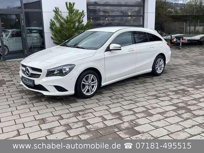 Gebraucht Mercedes CLA180 122 PS (89 kW) 2015 Calcitweiss  unilack Limousine