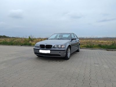 gebraucht BMW 318 i -Automatik Grau