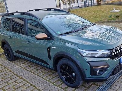 Gebraucht Dacia Jogger Extreme 110 PS (80 kW) 2024 Grün Van / Kleinbus