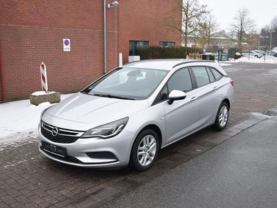 Gebraucht Opel Astra Edition 136 PS (100 kW) 2019 Silber