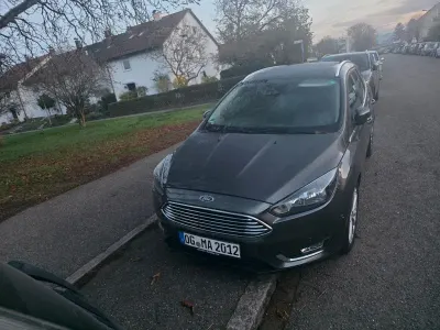 Używany Ford Focus Titanium 125 KM (91 kW) 2018 Szary Kombi