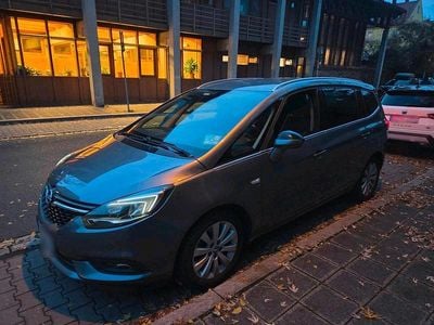 Usata Opel Zafira 136 CV (100 kW) 2019 Grigio Monovolume