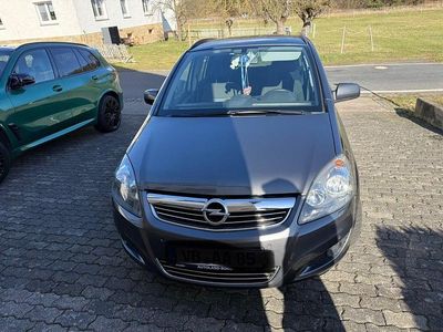 Gebraucht Opel Zafira Family 150 PS (110 kW) 2012 Grau Van / Kleinbus