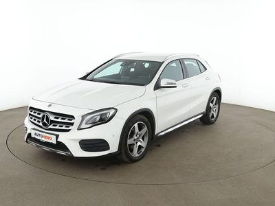 Second-hand Mercedes GLA200 AMG line 136 CP (100 kW) 2019 Alb SUV
