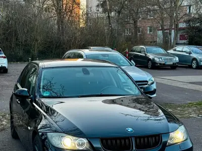 Gebraucht BMW 320 163 PS (119 kW) 2006 Schwarz Limousine