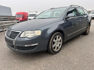 Gebraucht VW Passat Comfortline 105 PS (77 kW) 2009 Grau Limousine