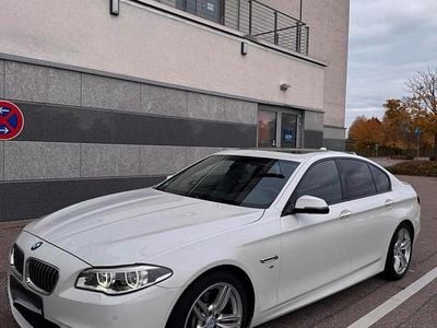 Gebraucht BMW 530 M Sport 258 PS (189 kW) 2014 Weiß Limousine