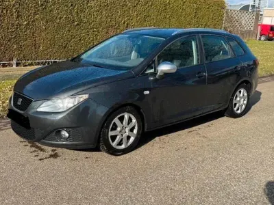 Usata Seat Ibiza ST Ecomotive 75 CV (55 kW) 2011 Grigio Station wagon