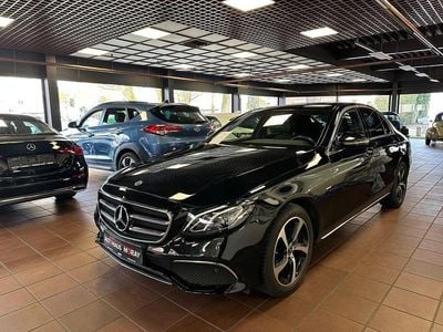 Obsidianschwarz Gebraucht 2019 Mercedes E200 Avantgarde Limousine | 25.900 € (Fairer Preis)
