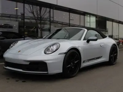 Occasion Porsche 992 394 ch (289 kW) 2026 Gris