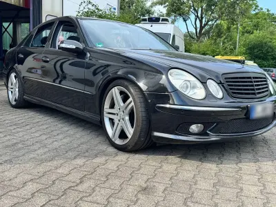 Gebraucht Mercedes E55 AMG AMG 530 PS (389 kW) 2004 Schwarz Limousine