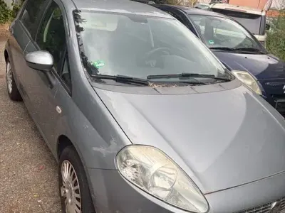 Gebraucht Fiat Grande Punto 77 PS (56 kW) 2008 Schwarz Kleinwagen