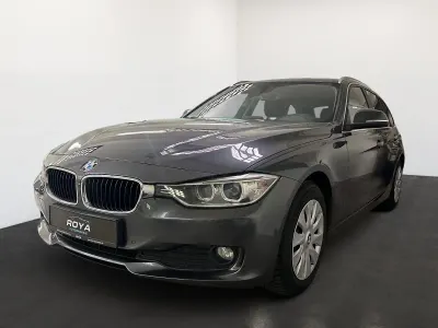 Gebraucht BMW 318 Sport Line 143 PS (105 kW) 2013 Grau Kombi