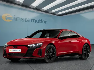 Usata Audi e-tron 439 kW (598 CV) 2023 Rosso SUV