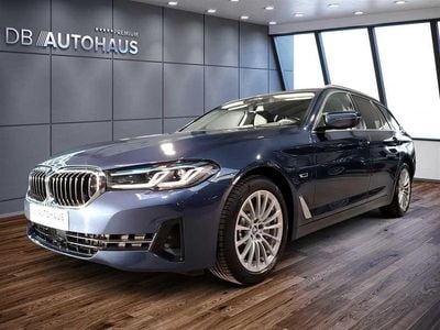 Blau Gebraucht 2022 BMW 530 Kombi | 33.860 € (Guter Preis)