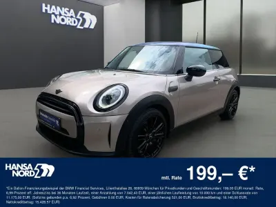 Gebraucht Mini Cooper 136 PS (100 kW) 2023 Grau / rooftop grey (metallic) Kleinwagen