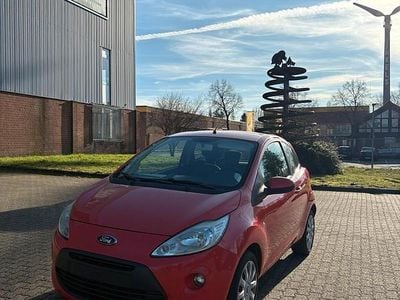 Second-hand Ford Ka Titanium 69 CP (50 kW) 2011 Roșu Hatchback