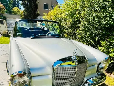 Gebraucht Mercedes W111 160 PS (117 kW) 1962 Silber Cabrio
