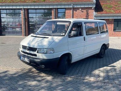 Second-hand VW T4 102 CP (75 kW) 2002 Alb Van